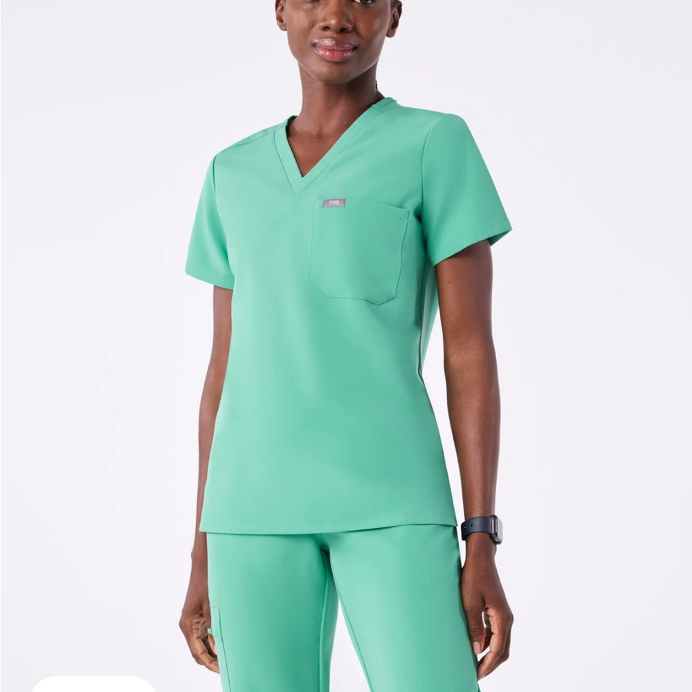 Figs Mint Green Short Sleeve Scrub Top